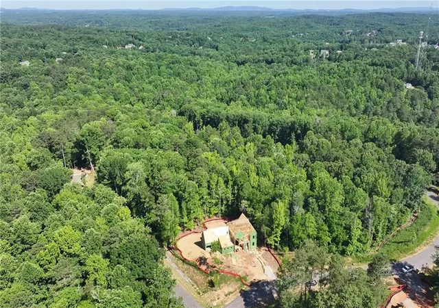 Photo 2 of Single family home for sale at 915 Ebenezer Ln, Roswell, GA 30075 | MLS# 7664415 | Listing updated on 2026-09-11