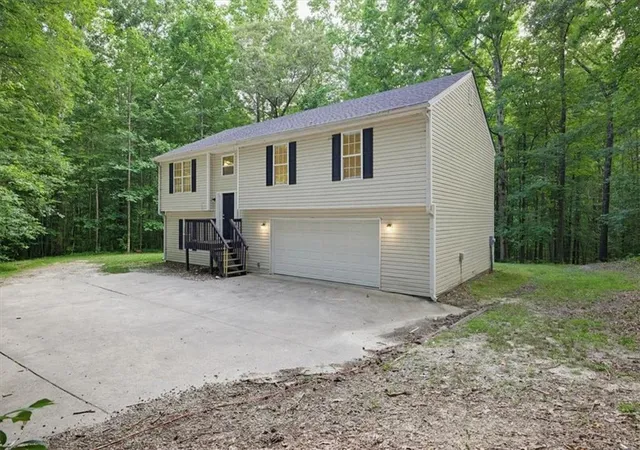 Homes for sale in Flowery Branch, GA | 5020 Loving Rd, Flowery Branch, GA 30542 | MLS# 7784482