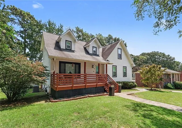 Photo 2 of Single family home for sale at 8922 Western Pines Dr, Douglasville, GA 30134 | MLS# 7828594 | Listing updated on 2026-09-10