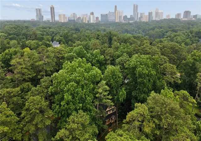 47th image of 4029 Emma Ln Ne, Atlanta, GA 30342 | MLS# 7785321