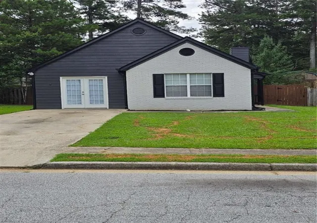Photo 2 of Single family home for sale at 1488 Cain Ct, Douglasville, GA 30134 | MLS# 7810534 | Listing updated on 2026-09-04