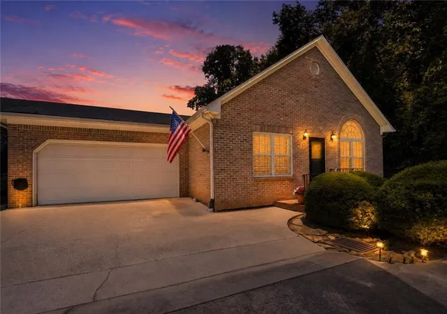 Photo 1 of Condo for sale at 3321 Raes Crk Rd #11, Marietta, GA 30008 | MLS# 7801818 | Listing updated on 2026-08-23