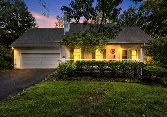 3rd image of 641 Martins Grove Rd, Dahlonega, GA 30533 | MLS# 7824127