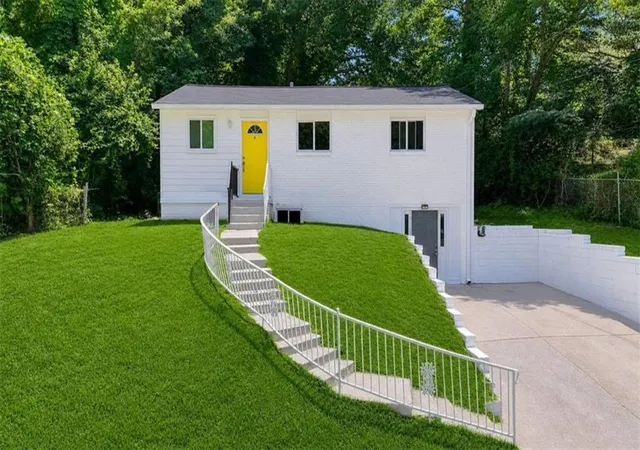 1st image of 477 Fairlane Cir Nw, Atlanta, GA 30331 | MLS# 7795980