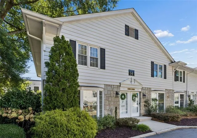 Photo 1 of Townhouse for sale at 136 Nw Peachtree Memorial Dr Nw #VA 1, Atlanta, GA 30309 | MLS# 7828486 | Listing updated on 2026-09-13