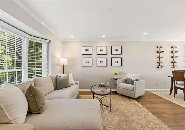 Photo 2 of Townhouse for sale at 136 Nw Peachtree Memorial Dr Nw #VA 1, Atlanta, GA 30309 | MLS# 7828486 | Listing updated on 2026-09-13