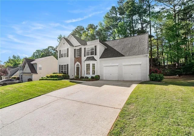 Photo 1 of Sale Pending at 1916 Oakwood Grv Dr, Snellville, GA 30078 | MLS# 7556485 | Listing updated on 2026-06-30