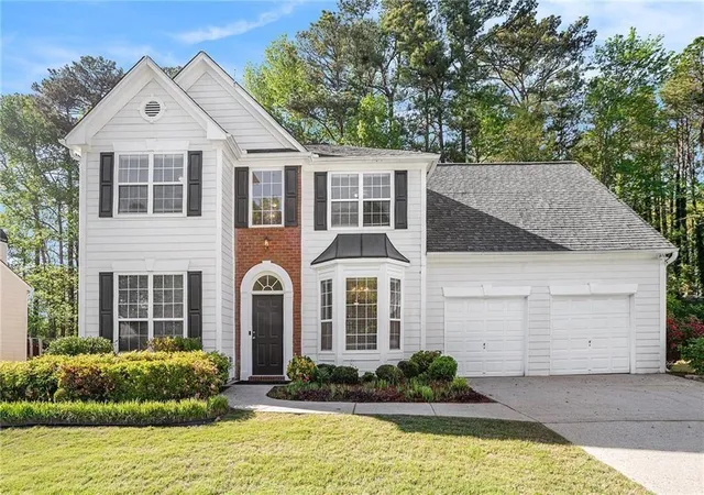 Photo 2 of Sale Pending at 1916 Oakwood Grv Dr, Snellville, GA 30078 | MLS# 7556485 | Listing updated on 2026-06-30