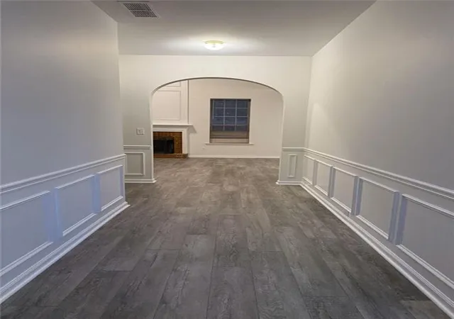 Photo 3 of Sale Pending at 1916 Oakwood Grv Dr, Snellville, GA 30078 | MLS# 7556485 | Listing updated on 2026-06-30