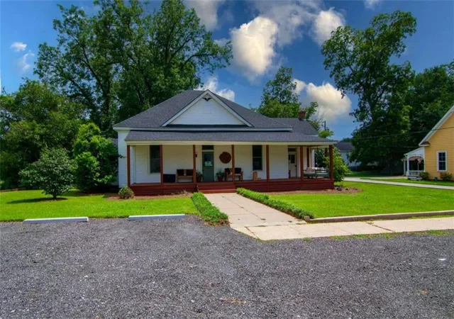 1st image of 322 Fort Ln, Hamilton, GA 31811 | MLS# 7821001