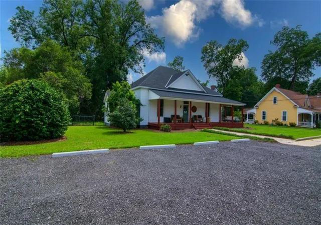 2nd image of 322 Fort Ln, Hamilton, GA 31811 | MLS# 7821001
