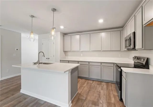 image of 724 Lipizzan Tr, Hogansville, GA 30230 | MLS# 7791937