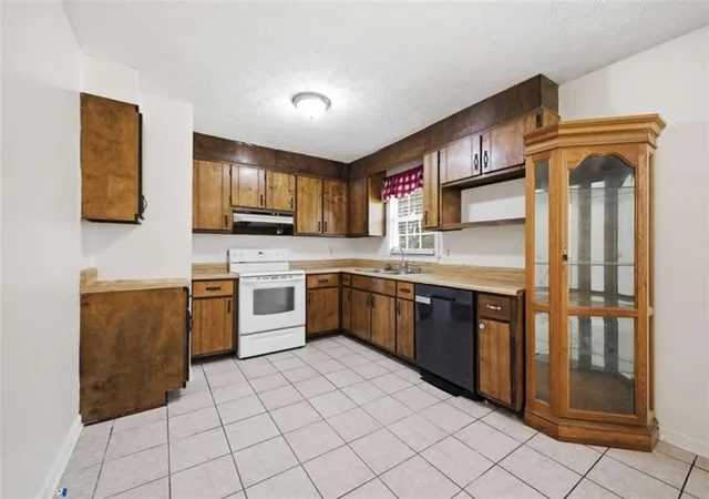 3rd image of 772 Compton Rd, Silver Creek, GA 30173 | MLS# 7822298