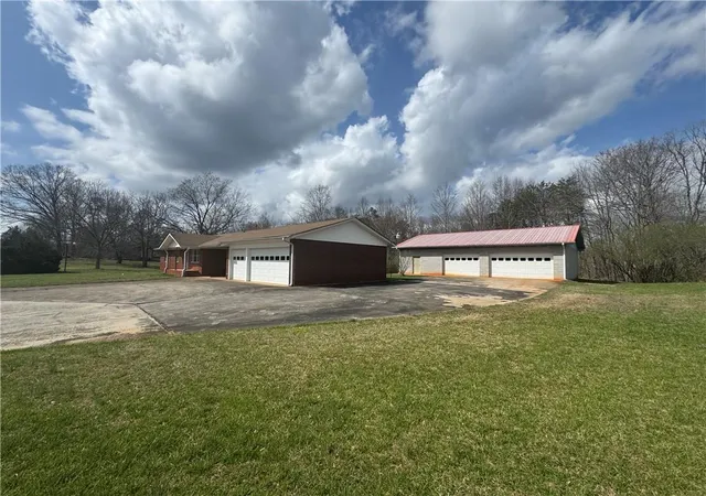 Homes for sale in Dahlonega, GA | 4541 Cavender Creek Road, Dahlonega, GA 30533 | MLS# 7789445