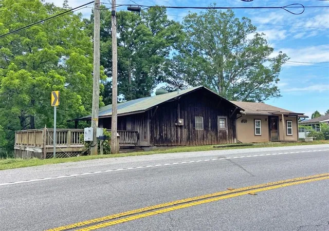 Homes for sale in Dahlonega, GA | 7089 Hwy 19n, Dahlonega, GA 30533 | MLS# 7800825