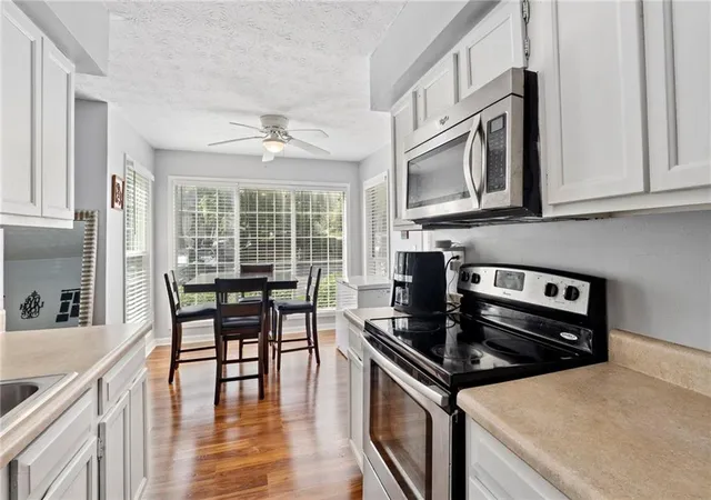 4th image of 1211 Glenleaf Dr, Peachtree Corners, GA 30092 | MLS# 7821970