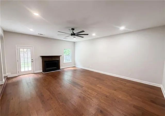 3rd image of 176 Fred Bishop Dr, Canton, GA 30114 | MLS# 7776660