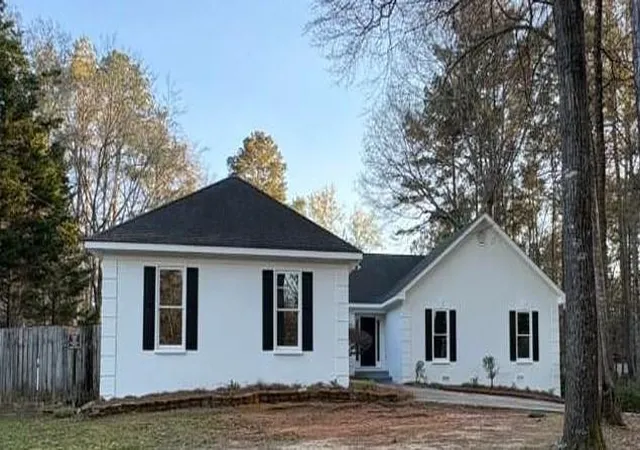Homes for sale in Griffin, GA | 2518 W Mcintosh Rd, Griffin, GA 30223 | MLS# 7737883