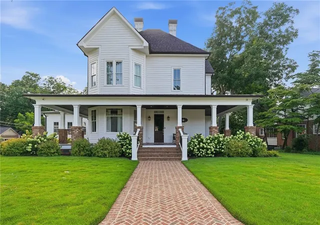 1st image of 127 Griffin St, Mcdonough, GA 30253 | MLS# 7804609