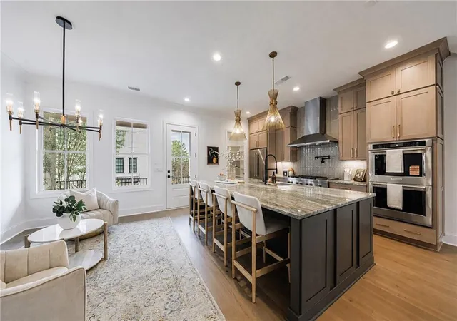 4th image of 245 Mayfair Ct, Alpharetta, GA 30009 | MLS# 7784572