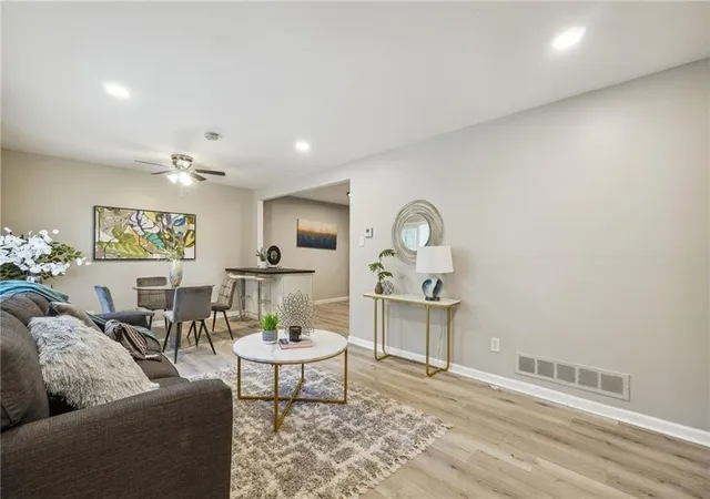 2nd image of 2287 Mulberry St, Atlanta, GA 30344 | MLS# 7740612