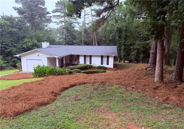 Photo 1 of Sale Pending at 1940 Lakewood Rd, Cumming, GA 30041 | MLS# 7801814 | Listing updated on 2026-09-14