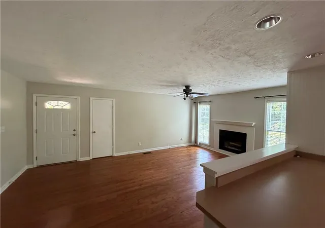 Photo 3 of Sale Pending at 1940 Lakewood Rd, Cumming, GA 30041 | MLS# 7801814 | Listing updated on 2026-09-14
