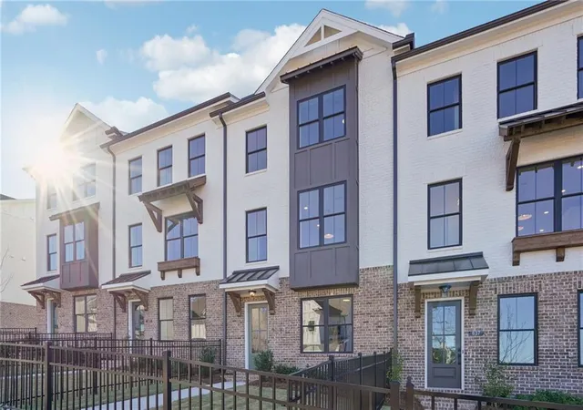 Photo 2 of Townhouse for sale at 659 Silva St #142, Cumming, GA 30040 | MLS# 7817741 | Listing updated on 2026-08-12