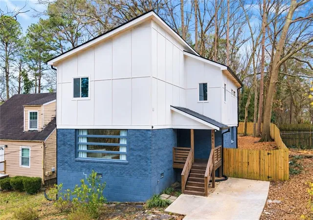 1st image of 1846 Rogers Ave Sw, Atlanta, GA 30310 | MLS# 7724248