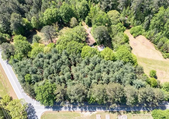 1st image of 3920 Hiram Lithia Springs Rd, Powder Springs, GA 30127 | MLS# 7567892