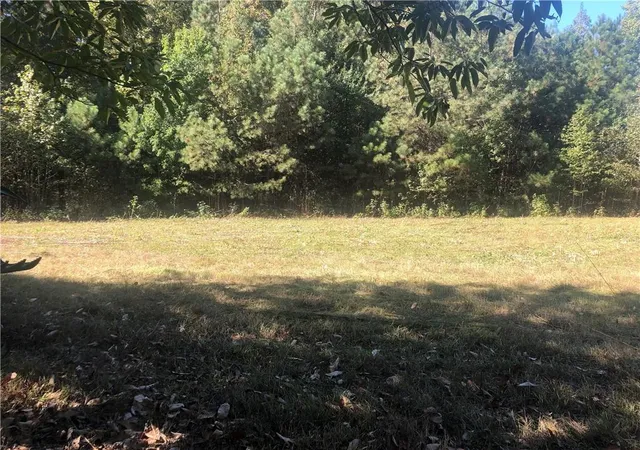 3rd image of 3920 Hiram Lithia Springs Rd, Powder Springs, GA 30127 | MLS# 7567892