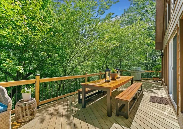 Photo 4 of Sale Pending at 816 Alpine Dr, Jasper, GA 30143 | MLS# 7739561 | Listing updated on 2026-10-09