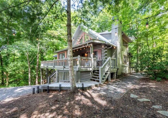 Photo 2 of Single family home for sale at 30 Maxwell Ln, Blue Ridge, GA 30513 | MLS# 7806042 | Listing updated on 2026-07-17