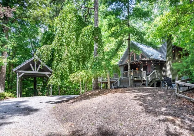Photo 4 of Single family home for sale at 30 Maxwell Ln, Blue Ridge, GA 30513 | MLS# 7806042 | Listing updated on 2026-07-17