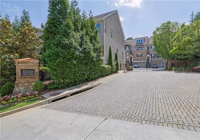 43rd image of 3279 Matthewson Wy, Atlanta, GA 30339 | MLS# 7804408