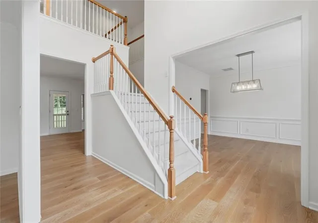 5th image of 3920 Shiloh Ridge Run, Suwanee, GA 30024 | MLS# 7815097