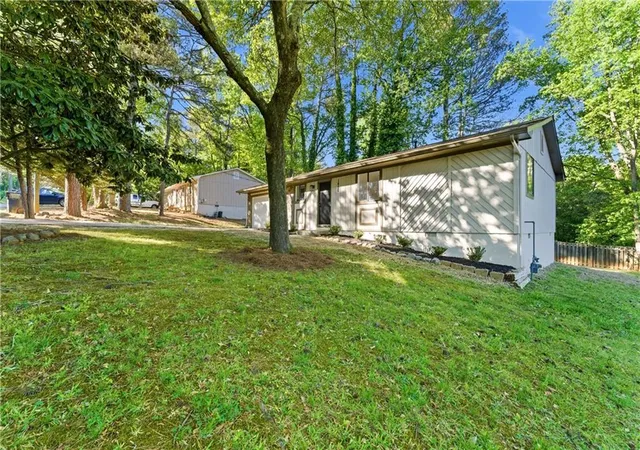 Photo 2 of Sale Pending at 1450 Reddington Ln, Norcross, GA 30093 | MLS# 7810604 | Listing updated on 2026-08-12