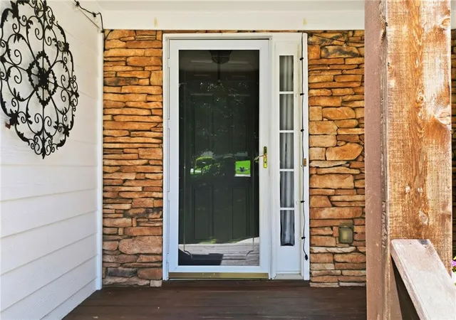 Photo 4 of Single family home for sale at 212 Oak Holw Ct, White, GA 30184 | MLS# 7815215 | Listing updated on 2026-09-08