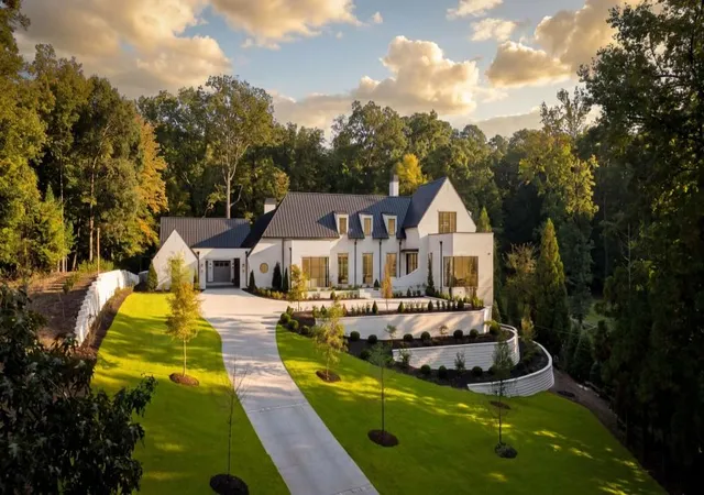 Photo 1 of Single family home for sale at 4845 Jett Rd, Sandy Springs, GA 30327 | MLS# 7849470 | Listing updated on 2026-10-22