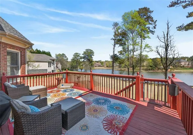 2nd image of 1009 Lyndhurst Wy, Conyers, GA 30013 | MLS# 7790112
