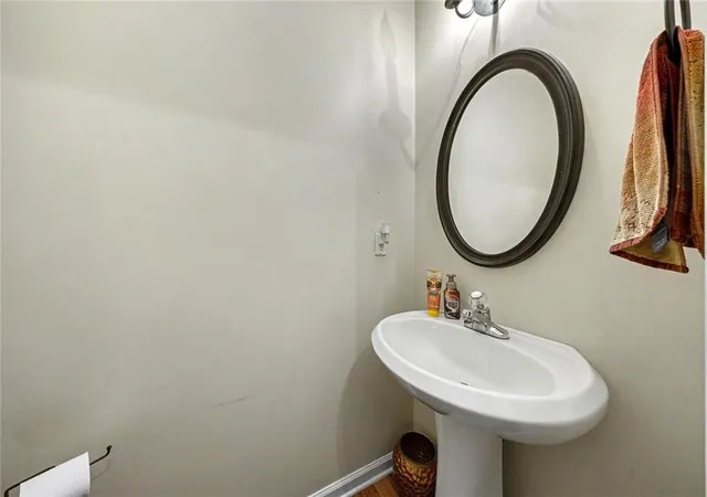 Photo 3 of Sale Pending at 2091 Lakeshore Overlook Dr NW, Kennesaw, GA 30152 | MLS# 7775962 | Listing updated on 2026-09-21
