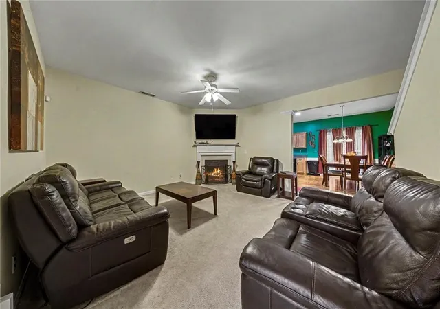 Photo 4 of Sale Pending at 2091 Lakeshore Overlook Dr NW, Kennesaw, GA 30152 | MLS# 7775962 | Listing updated on 2026-09-21