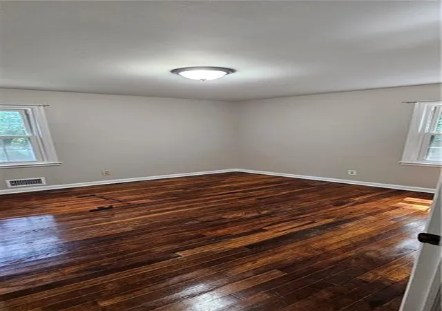 Photo 3 of Single family home for sale at 488 SW Pomona Cir, Atlanta, GA 30315 | MLS# 7822419 | Listing updated on 2026-08-17