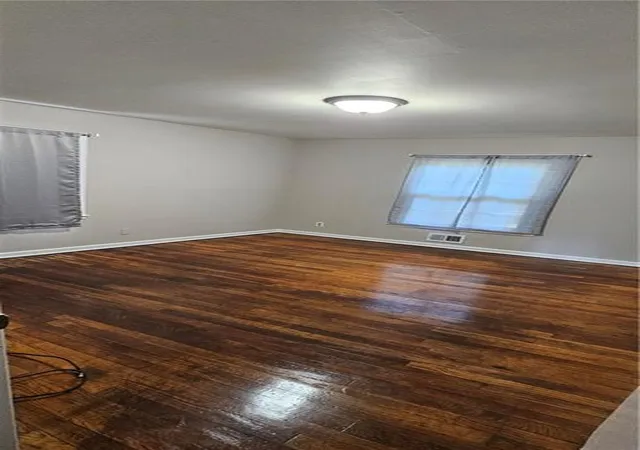 Photo 4 of Single family home for sale at 488 SW Pomona Cir, Atlanta, GA 30315 | MLS# 7822419 | Listing updated on 2026-08-17