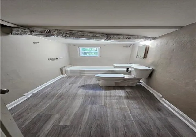 Photo 9 of Single family home for sale at 488 Sw Pomona Cir, Atlanta, GA 30315 | MLS# 7822419 | Listing updated on 2026-08-17