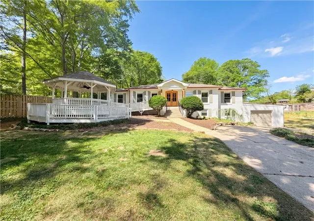 1st image of 1663 Seayes Rd Sw, Mableton, GA 30126 | MLS# 7756390
