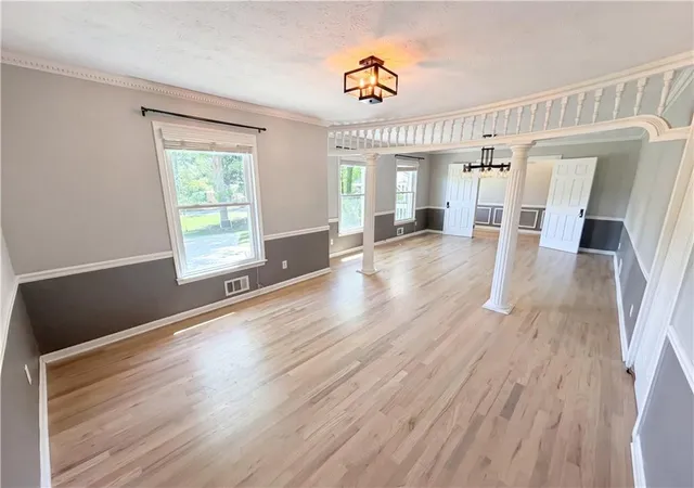 3rd image of 1663 Seayes Rd Sw, Mableton, GA 30126 | MLS# 7756390