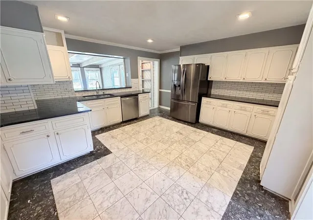 5th image of 1663 Seayes Rd Sw, Mableton, GA 30126 | MLS# 7756390