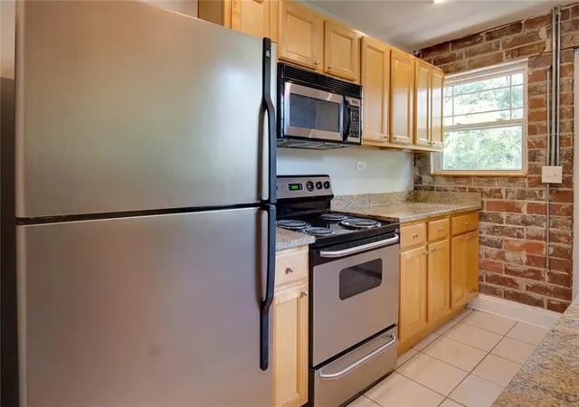 2nd image of 24 Daniel St Se #14, Atlanta, GA 30312 | MLS# 7741809