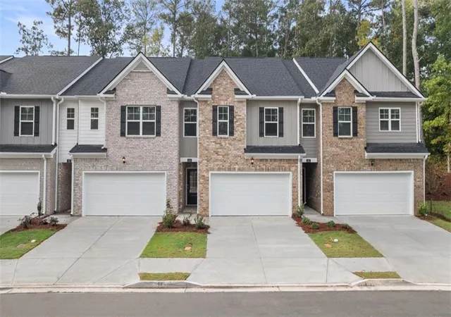 Photo 1 of Sale Pending at 420 Silver Moon Dr, Loganville, GA 30052 | MLS# 7752702 | Listing updated on 2026-09-18